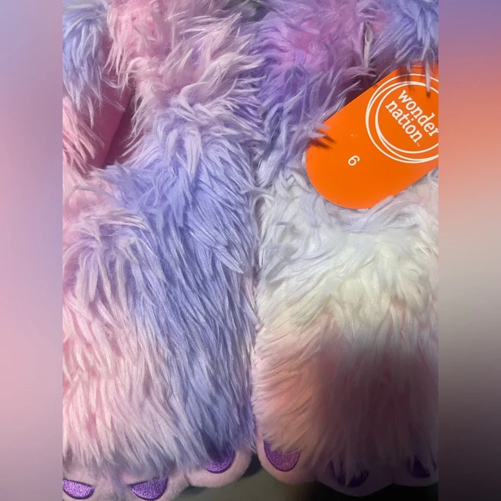 Wonder Nation Yeti Foot Slippers Girls Size 6 Purple Pink  Plush House Shoes NWT